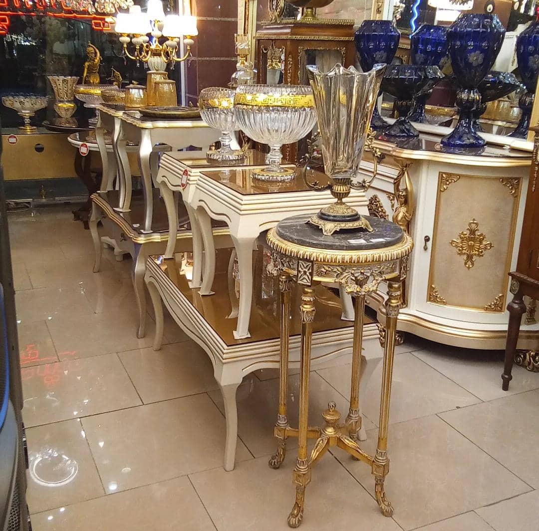 فروشگاه لوستر و کریستال آقای چشمگیر در خوی